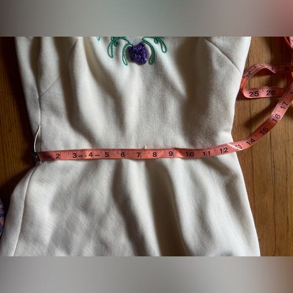 70s Vintage Cream Knit Maxi Dress w embroidered neckline - Picture 6 of 10